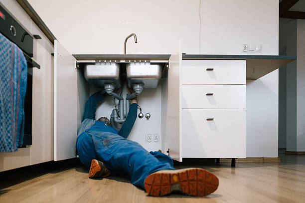 Professional Pipe Repair technician working in Brimfield, OH